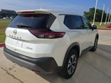 Used 2023 Nissan Rogue SV image 5