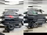 Used 2018 Volkswagen Tiguan SE w/ Panoramic Sunroof Package image 5