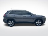 Used 2020 Jeep Cherokee Limited image 2