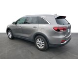 Used 2019 Kia Sorento LX w/ LX Convenience Package image 3