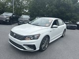 Used 2018 Volkswagen Passat 2.0T R-Line image 2