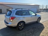 Used 2017 Subaru Forester 2.5i Premium w/ All-Weather Package image 4
