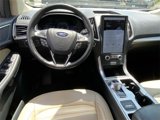 Used 2023 Ford Edge SEL image 4