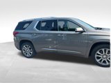Used 2018 Chevrolet Traverse Premier image 3