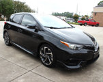 Used 2017 Toyota Corolla iM image 4
