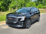 Used 2023 GMC Terrain SLT w/ Tech Package image 2