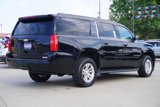 Used 2017 Chevrolet Suburban LT image 3
