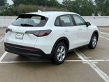Used 2023 Honda HR-V LX image 3