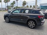 Used 2024 Volkswagen Taos SE image 5