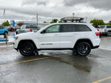 Used 2018 Jeep Grand Cherokee Laredo image 2