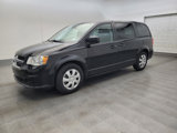 Used 2018 Dodge Grand Caravan SE w/ UConnect Hands-Free Group image 2