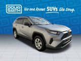 Used 2020 Toyota RAV4 LE image 4