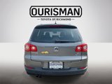 Used 2011 Volkswagen Tiguan SE image 4