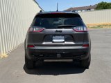 Used 2022 Jeep Cherokee Latitude w/ Sun & Sound Group image 5