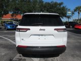 Used 2023 Jeep Grand Cherokee L Laredo image 5
