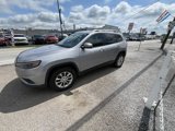 Used 2019 Jeep Cherokee Latitude w/ Popular Appearance Group image 2