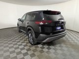 Used 2023 Nissan Rogue S image 4