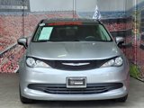 Used 2018 Chrysler Pacifica L image 3