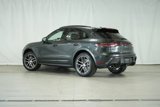 Used 2024 Porsche Macan image 3