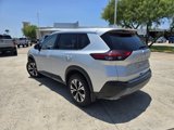 Used 2021 Nissan Rogue SV image 5