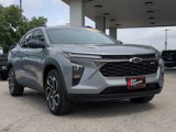Used 2025 Chevrolet Trax RS w/ Driver Confidence Package image 2