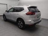 Used 2018 Nissan Rogue SL image 3
