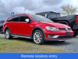 Used 2017 Volkswagen Golf Alltrack S image 3