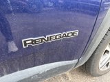 Used 2016 Jeep Renegade Latitude image 5