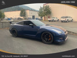 Used 2014 Nissan GT-R Black Edition image 2