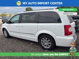 Used 2016 Chrysler Town & Country Touring image 4