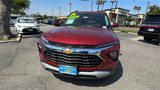 Certified 2025 Chevrolet TrailBlazer LT w/ Driver Confidence Package image 3