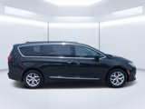 Used 2017 Chrysler Pacifica Touring-L w/ Tire & Wheel Group image 2