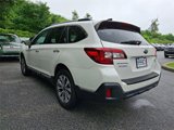 Used 2018 Subaru Outback 3.6R Touring image 4