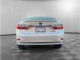 Used 2016 Lexus ES 300h image 5