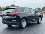 Used 2023 Chevrolet Equinox LS image 3
