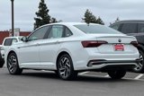 Used 2022 Volkswagen Jetta SEL image 6