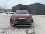 Used 2019 Toyota Avalon Limited image 2