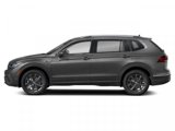 Used 2022 Volkswagen Tiguan SE image 3