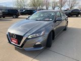 Used 2022 Nissan Altima 2.5 SV image 3