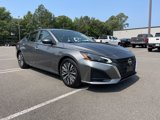 Used 2024 Nissan Altima 2.5 SV image 6