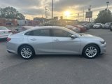 Used 2017 Chevrolet Malibu LT image 4