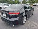 Used 2023 Toyota Corolla LE image 3