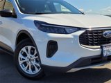 Used 2024 Ford Escape Active image 2