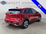 Used 2022 Kia Niro EX w/ Cold Weather Package image 5