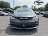 Used 2023 Chrysler Voyager LX image 2