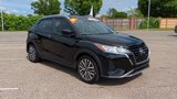 Used 2024 Nissan Kicks SV image 2
