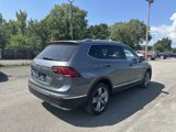 Used 2018 Volkswagen Tiguan SEL Premium image 5