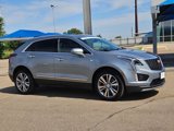 Used 2025 Cadillac XT5 Premium Luxury image 3