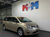 Used 2011 Toyota Sienna image 2