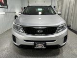 Used 2015 Kia Sorento LX image 2